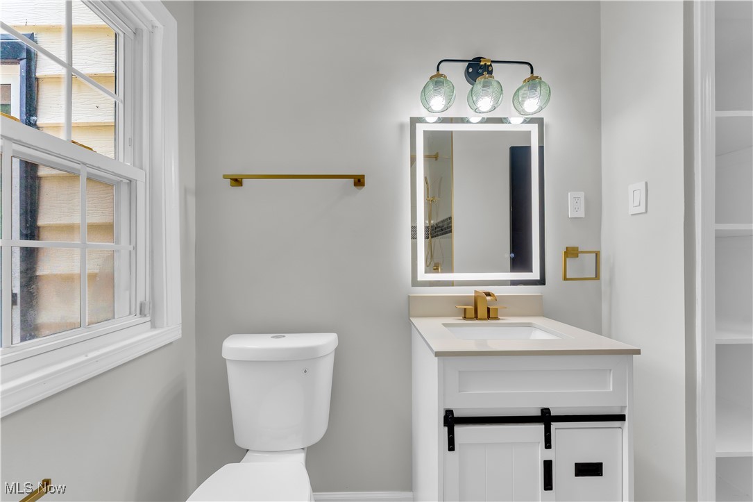 Euclid Colony Homes 02 - Residential