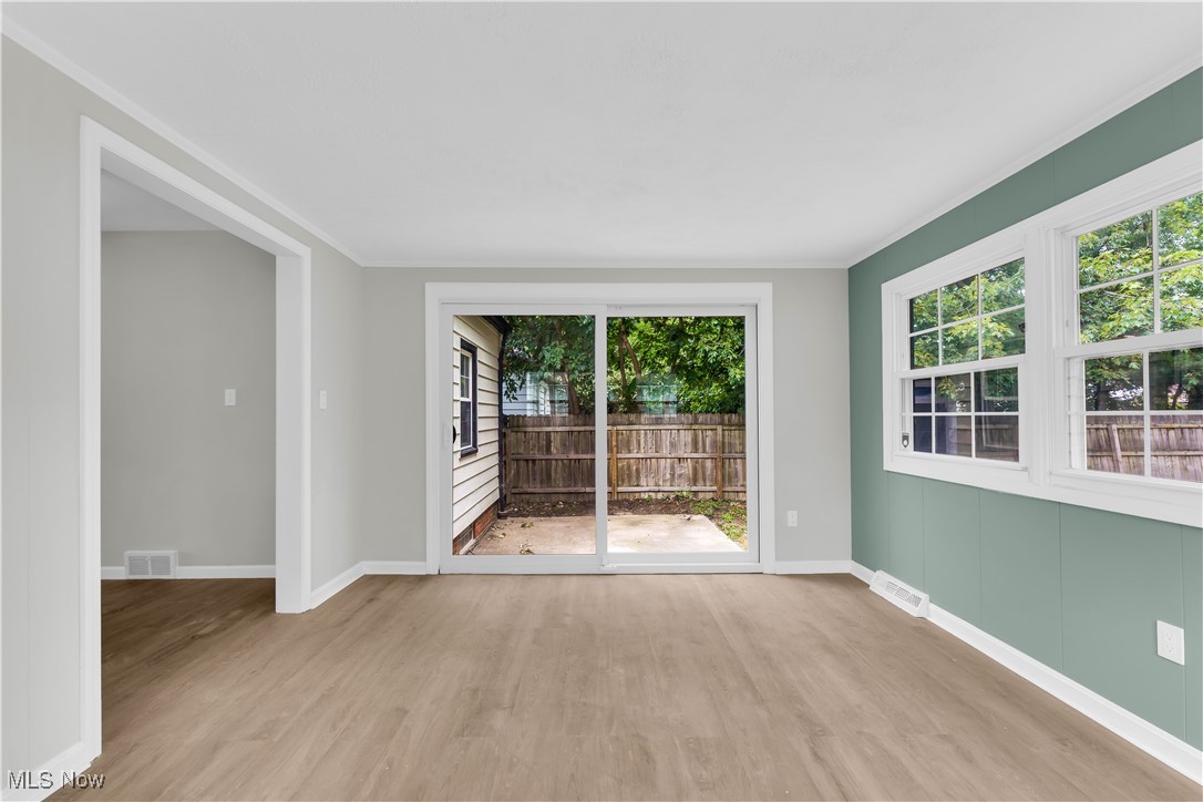 Euclid Colony Homes 02 - Residential