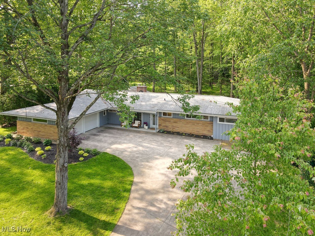 932 Bell Road, Chagrin Falls, Ohio image 43