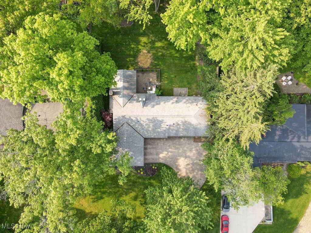 932 Bell Road, Chagrin Falls, Ohio image 42