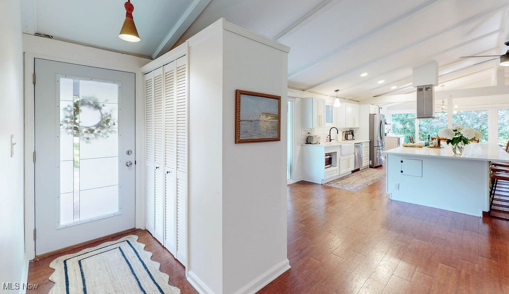 932 Bell Road