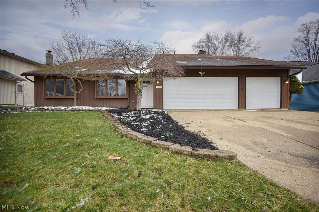 Photo of 17134 Rabbit Run Drive, Strongsville, OH 44136 (MLS # 5178066)