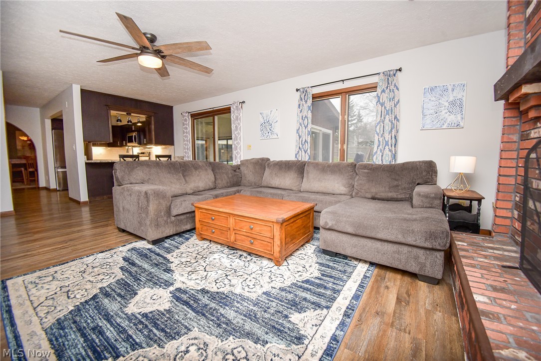 Hunting Mdws 11 - Residential