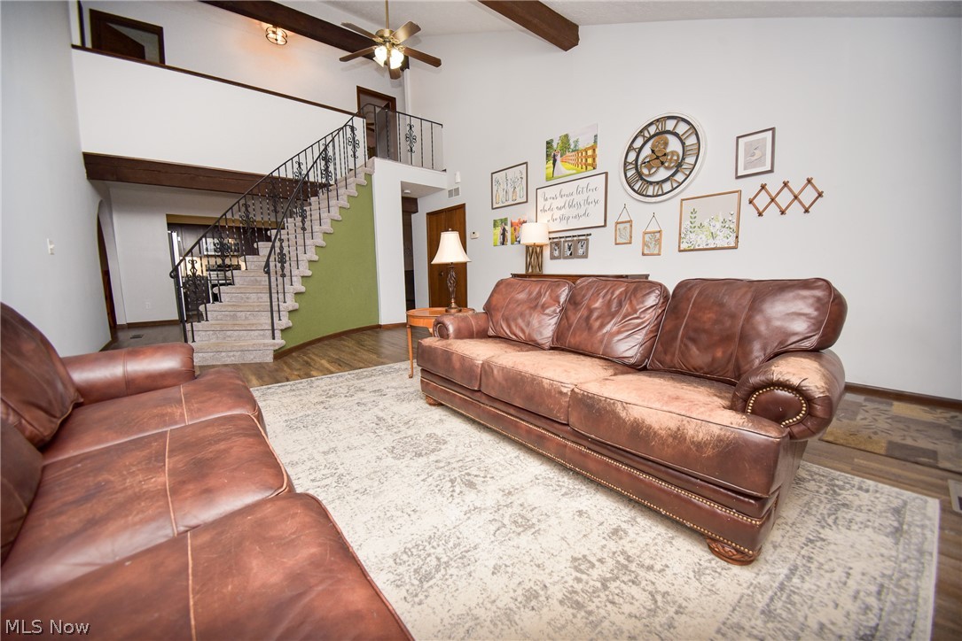 Hunting Mdws 11 - Residential