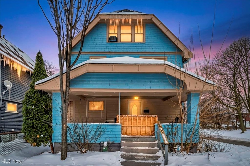 Photo of 445 E 109th Street, Cleveland, OH 44108 (MLS # 5183498)