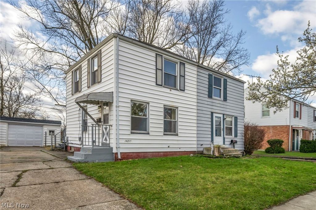 Photo of 14215 Tuckahoe Avenue, Cleveland, OH 44111 (MLS # 5185676)