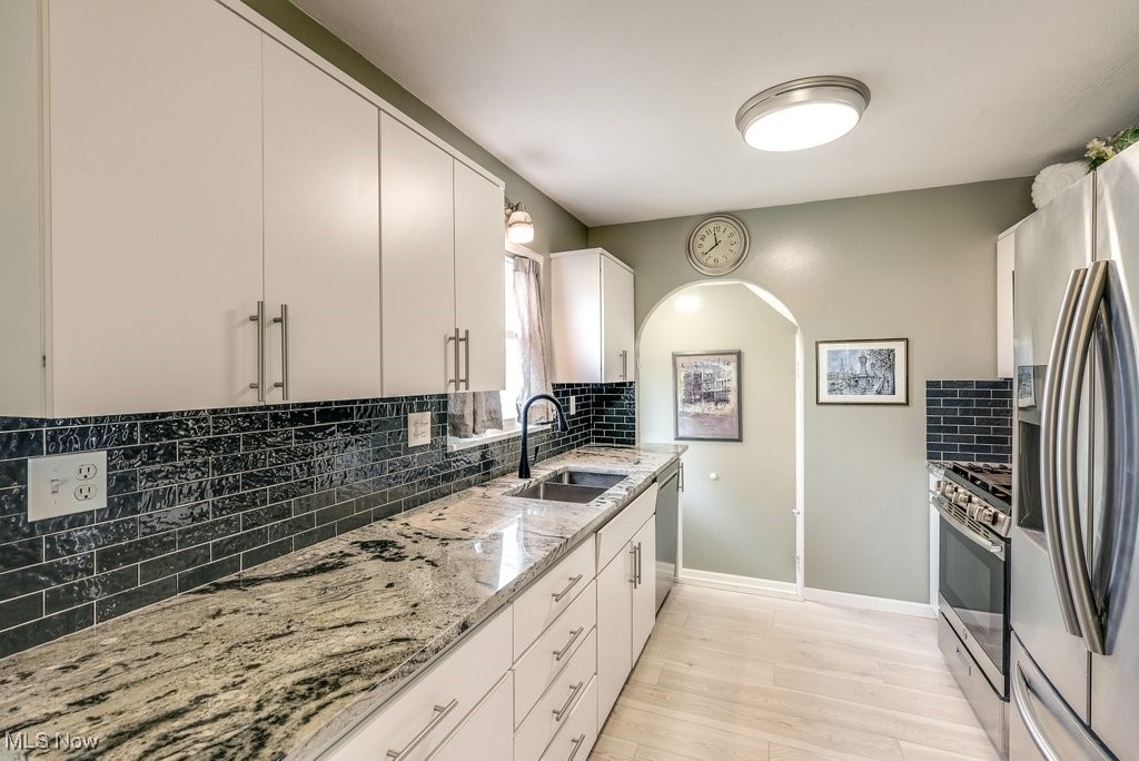 Lyndhurst, Ohio 44124, United States, 3 Bedrooms Bedrooms, ,1 BathroomBathrooms,Residential,Pending,110061