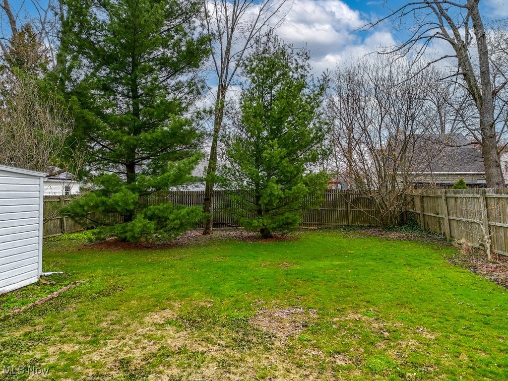 Lyndhurst, Ohio 44124, United States, 3 Bedrooms Bedrooms, ,1 BathroomBathrooms,Residential,Pending,110061