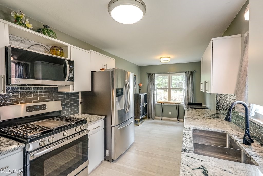 Lyndhurst, Ohio 44124, United States, 3 Bedrooms Bedrooms, ,1 BathroomBathrooms,Residential,Pending,110061