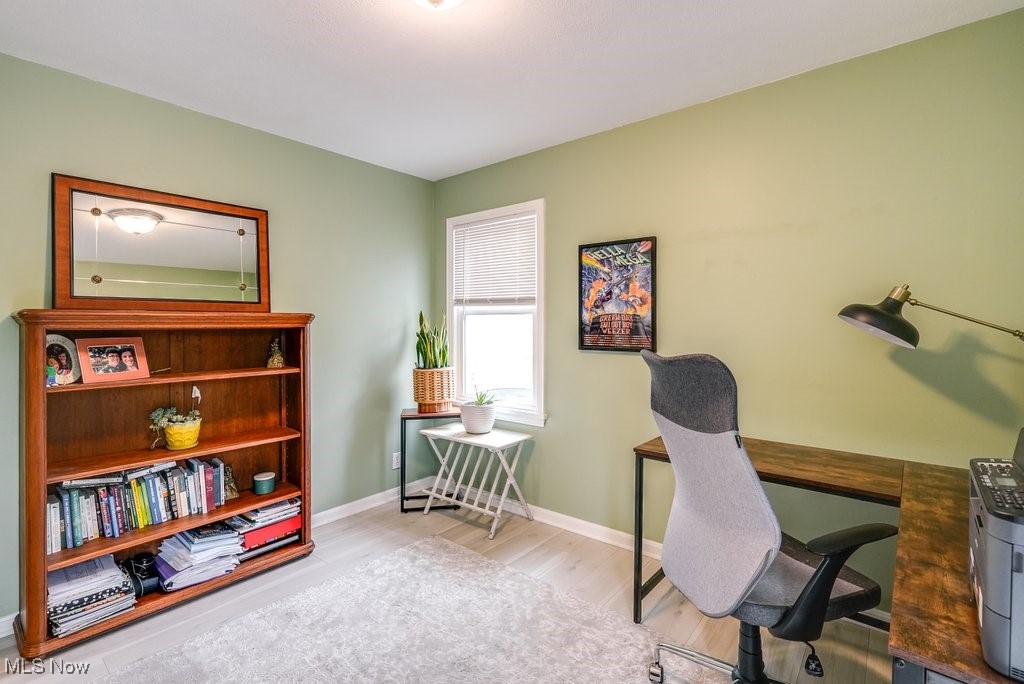 Lyndhurst, Ohio 44124, United States, 3 Bedrooms Bedrooms, ,1 BathroomBathrooms,Residential,Pending,110061