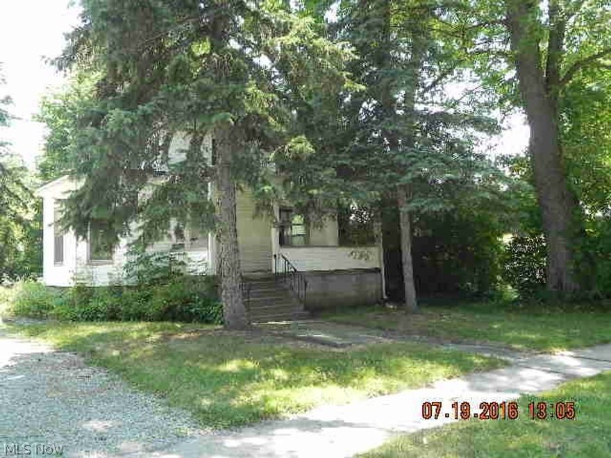Spacious colonial offers tons of room for all your fresh ideas!  Beautiful front porch has been recently rebuilt from the ground up!  This century home offers a first and second floor full bath, some newer windows, newer furnace and a 1st floor laundry area.  In need of TLC to bring it back to it’s original beauty and architecture, it offers  3 ample sized BR’s, original french doors to the parlor area, a private back yard and more!  Located near the college campus, downtown shopping and attractions, this home is waiting on a new owner to call it home!