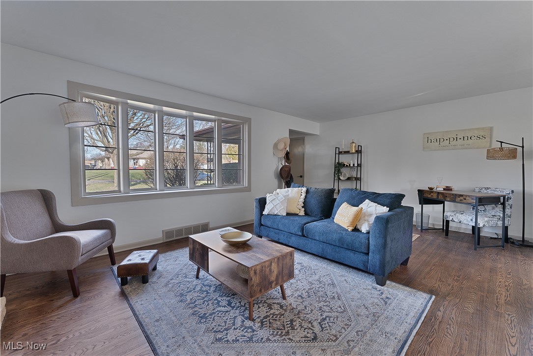 1097 Polley Drive, Youngstown, Ohio image 10