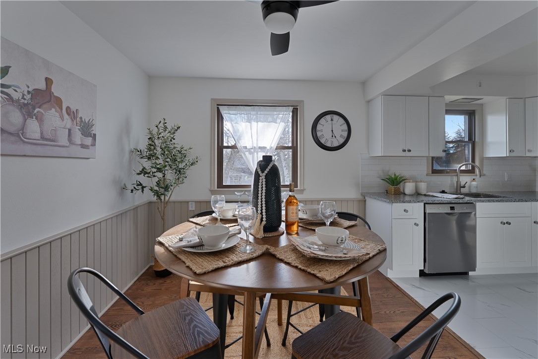 1097 Polley Drive, Youngstown, Ohio image 16