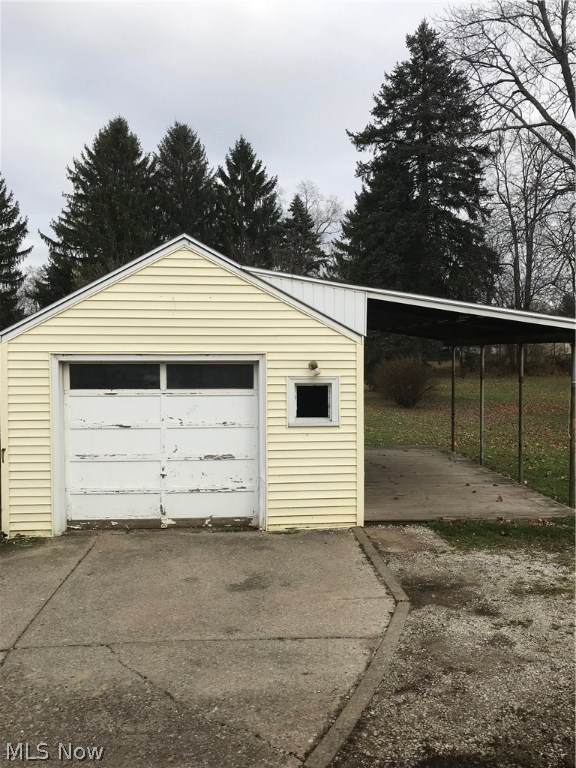 J M Bergolds - Residential