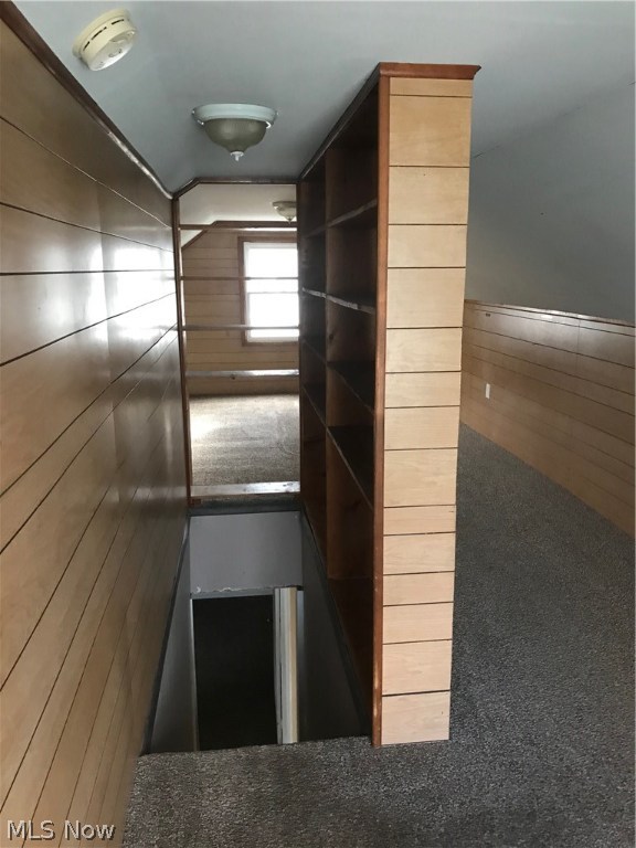 J M Bergolds - Residential