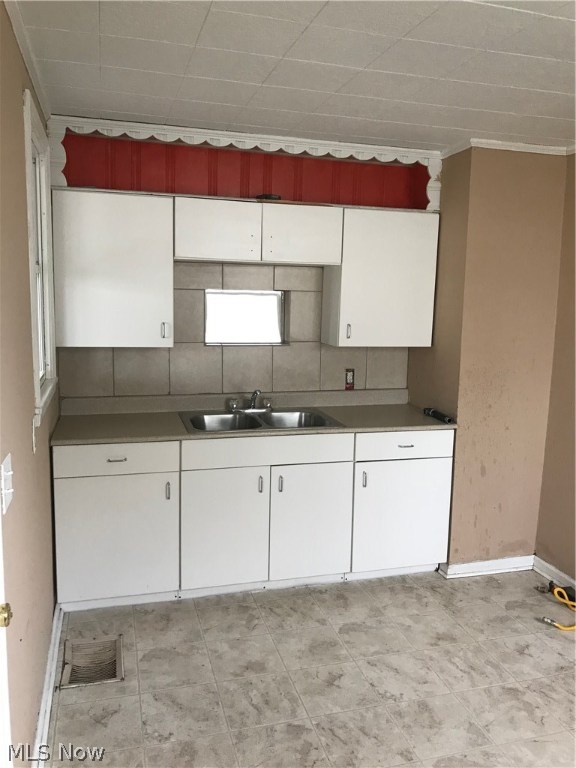 J M Bergolds - Residential