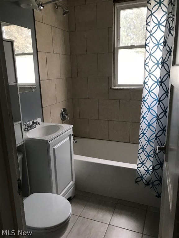 J M Bergolds - Residential