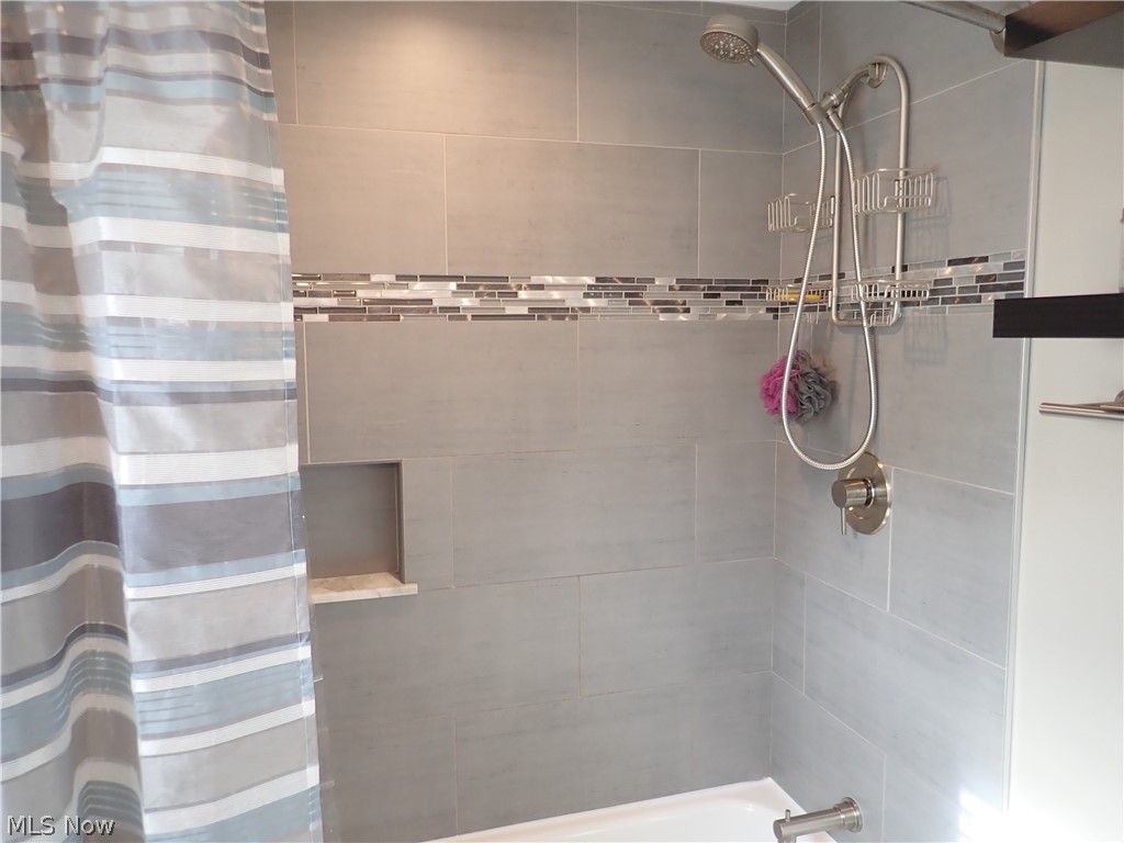 Center Green - Residential