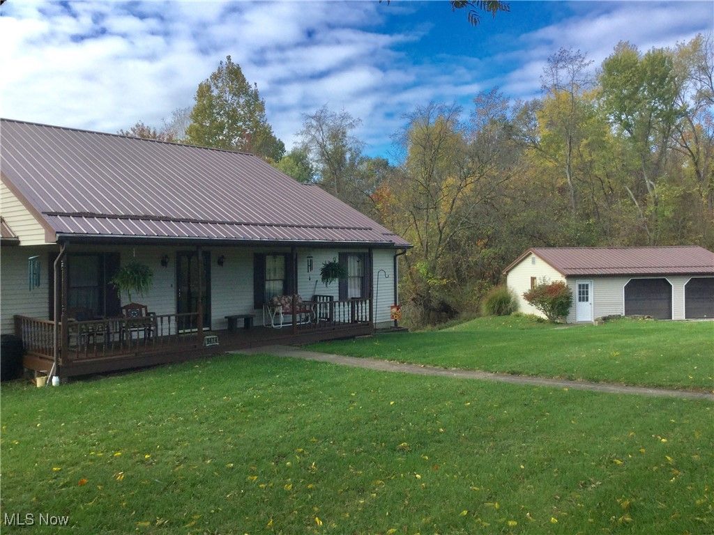 Photo of 9474 Campbell Street, Cambridge, OH 43725 (MLS # 5167144)