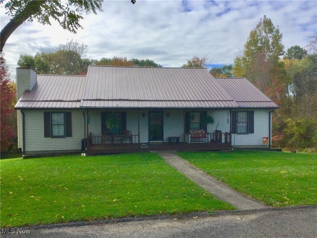 Photo of 9474 Campbell Street, Cambridge, OH 43725 (MLS # 5167144)
