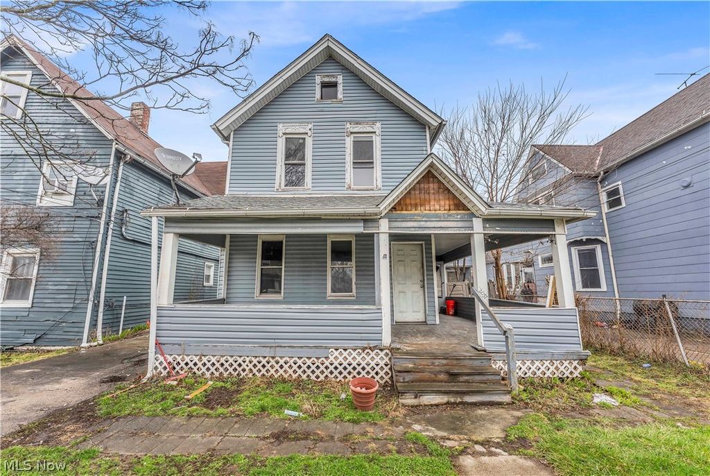 Photo of 2037 W 98th Street, Cleveland, OH 44102 (MLS # 5196061)