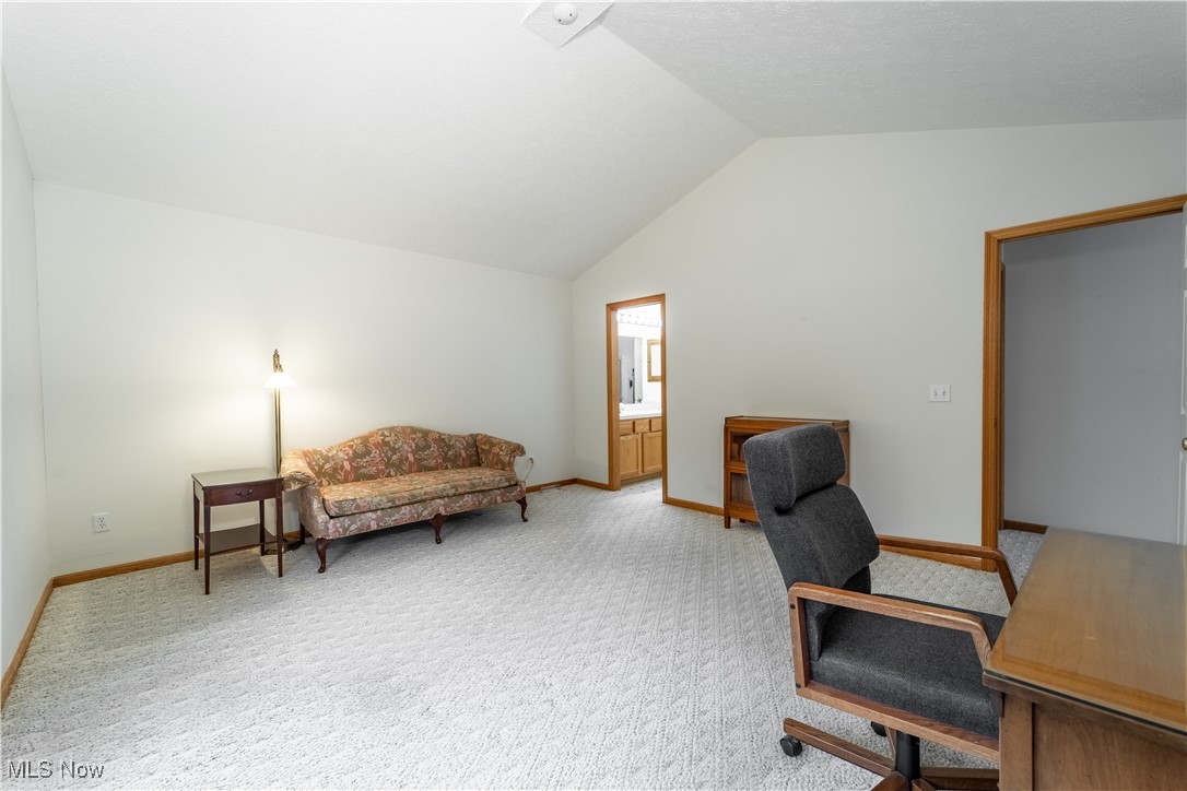 Woodbury Condo - Residential