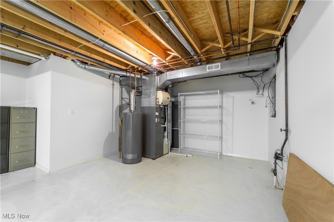 Woodbury Condo - Residential