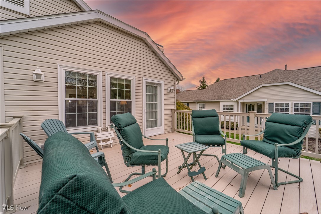 Woodbury Condo - Residential