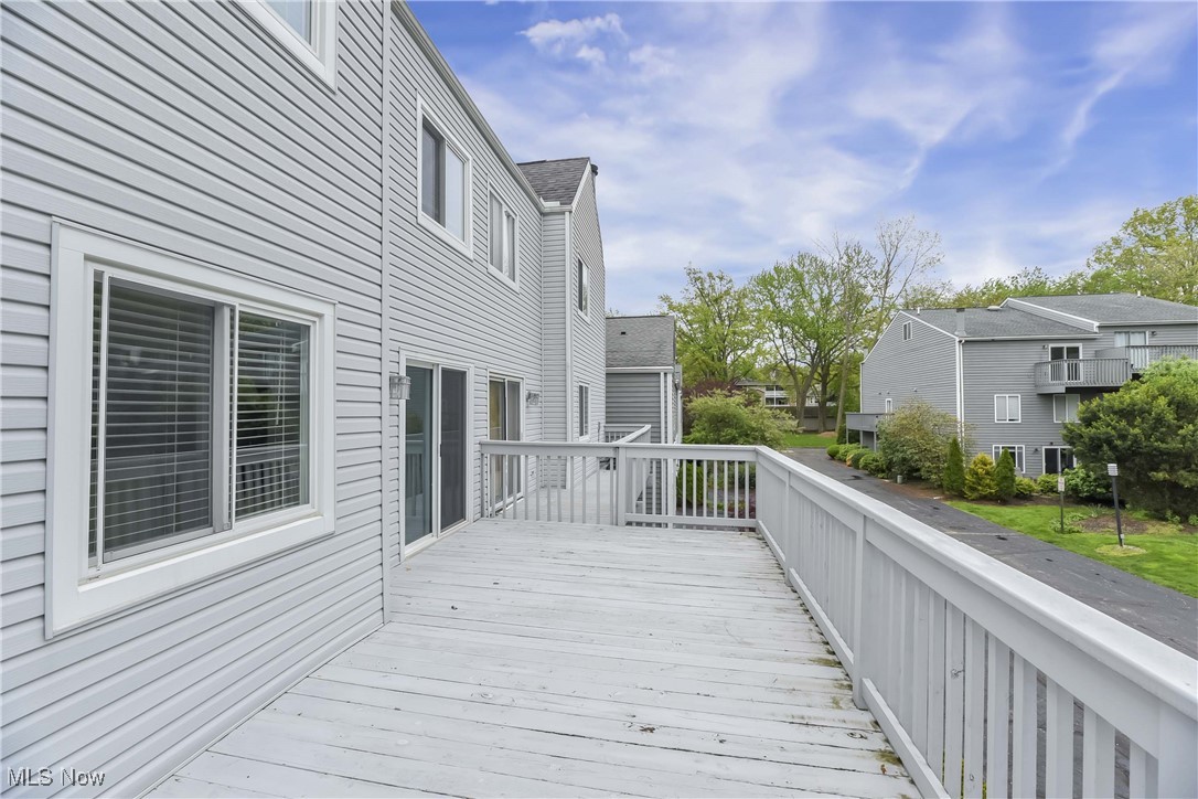 1310 Patti Park Park #G4, Westlake, Ohio image 32