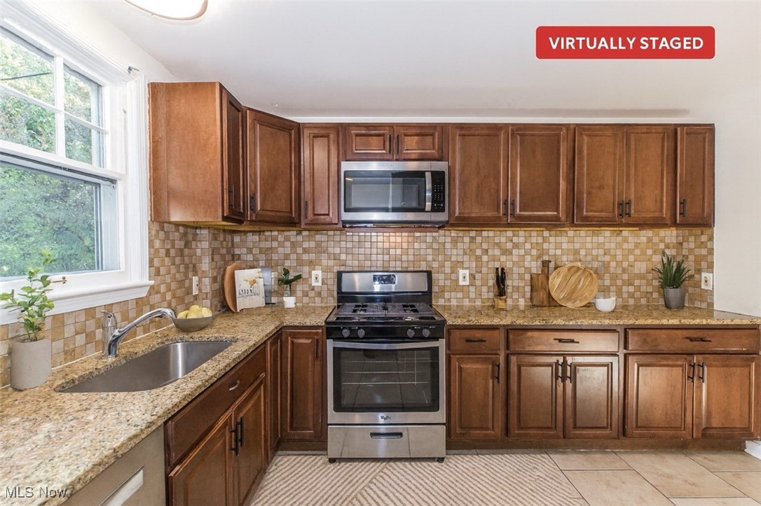 Frederick W Blatzs Pkwy Al - Residential