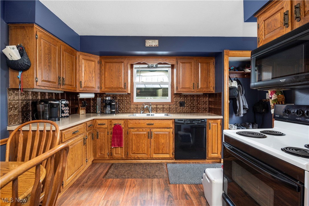 839 Delaware Avenue, Elyria, Ohio image 22