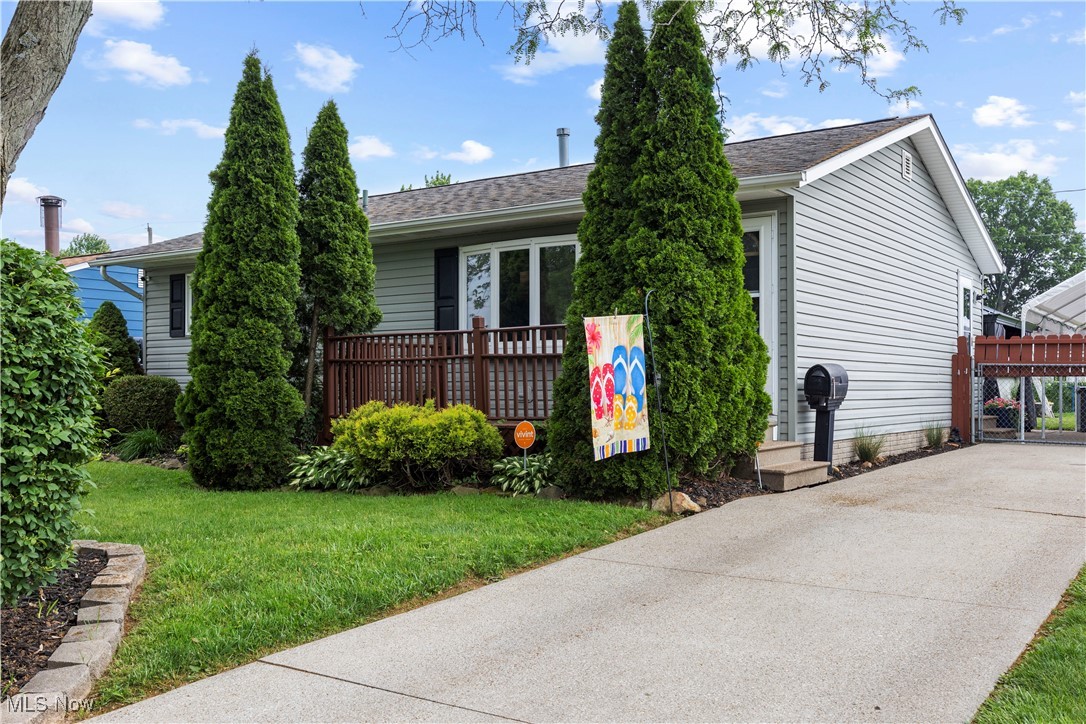 839 Delaware Avenue, Elyria, Ohio image 2