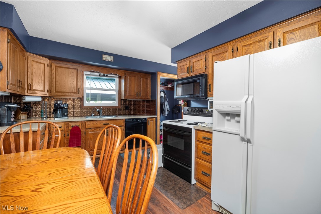 839 Delaware Avenue, Elyria, Ohio image 21