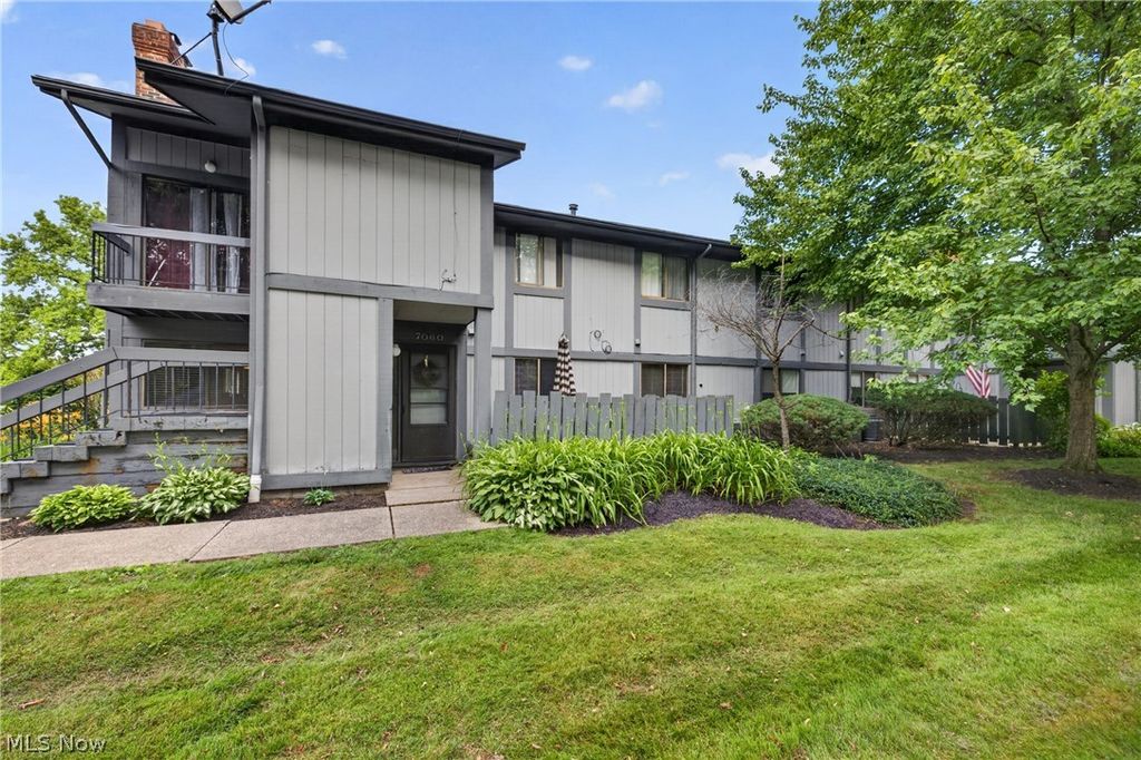 Photo of 7060 Bristlewood Drive #3-D, Concord Township, OH 44077 (MLS # 5223189)