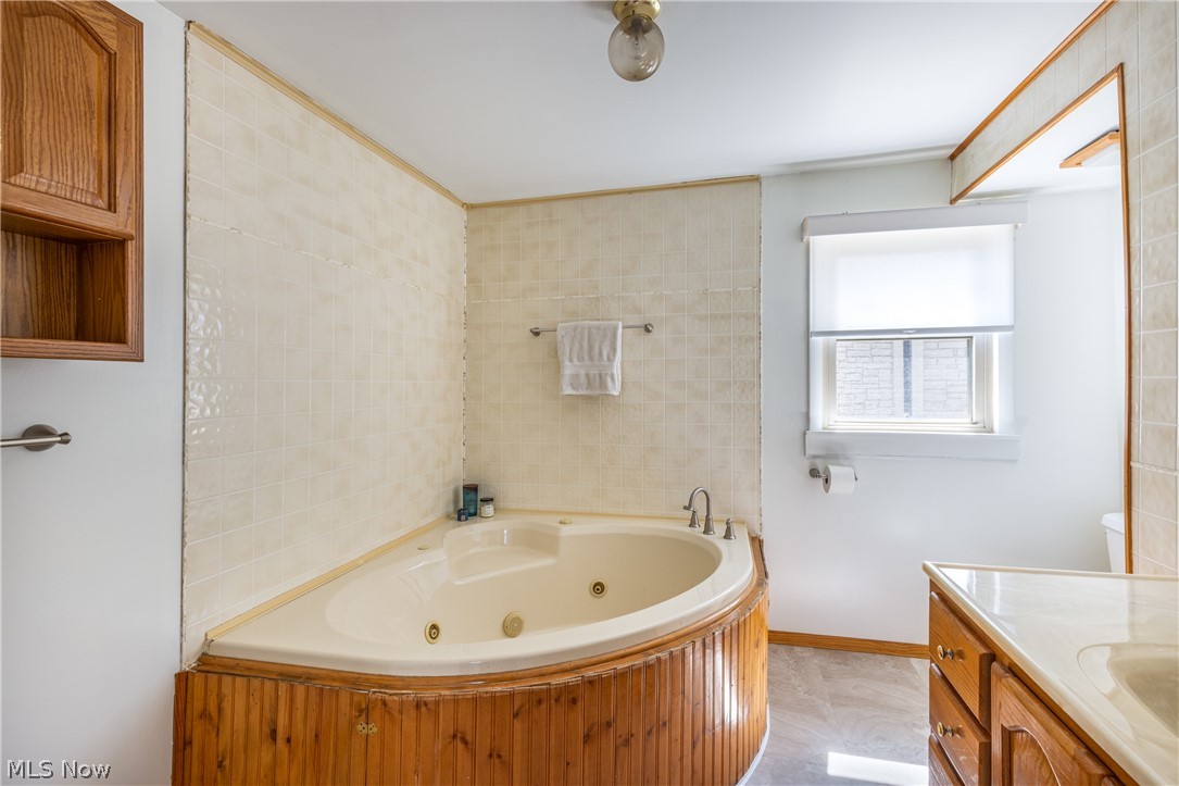 Sawyer & Haynes Shore Acres - Residential