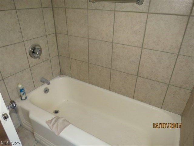 Moreland Hills Cos Hill & Dal - Residential