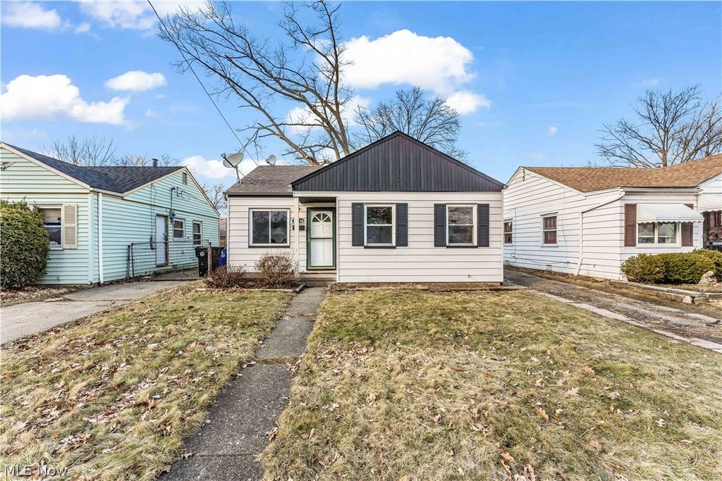 Photo of 13514 Emery Avenue, Cleveland, OH 44135 (MLS # 5219486)