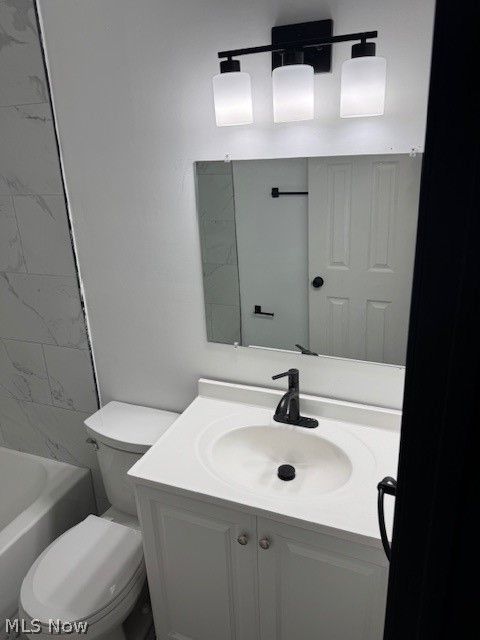 Tiny photo for 12001 Oakview Avenue #DOWN, Cleveland, OH 44108 (MLS # 5190960)