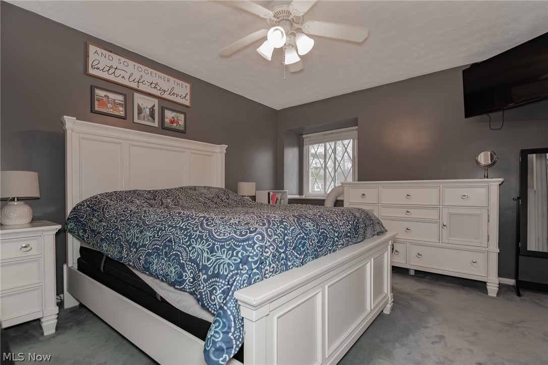 Deepwood Condo - Residential