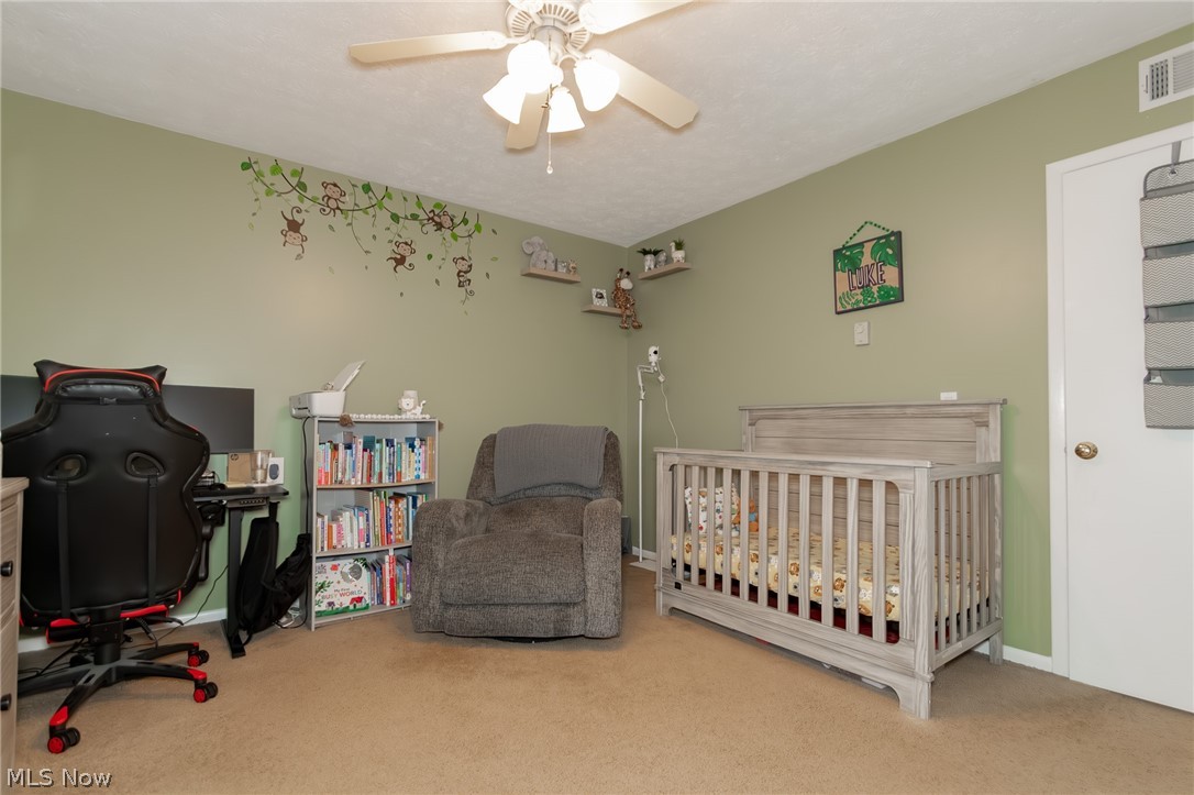 Deepwood Condo - Residential