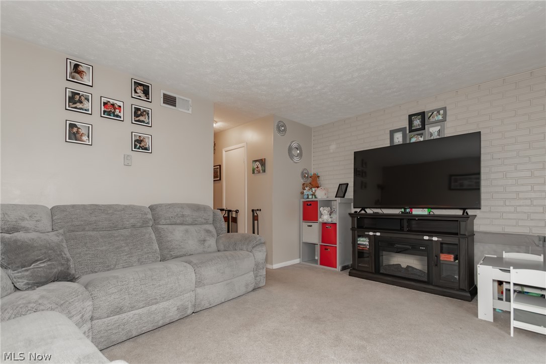 Deepwood Condo - Residential