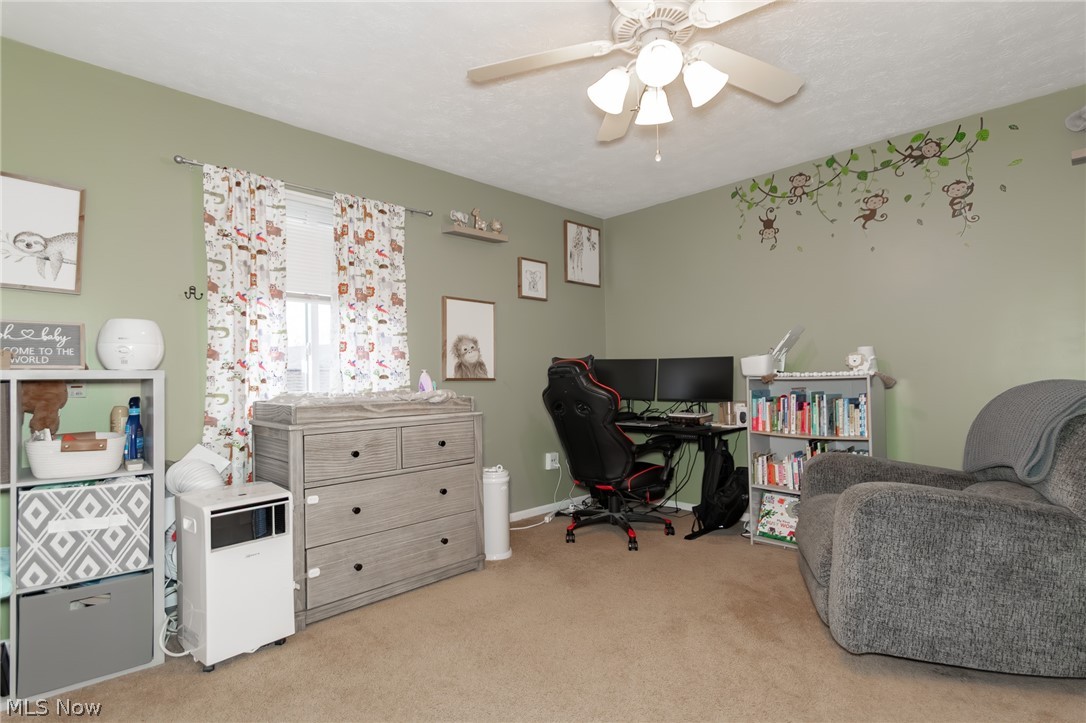 Deepwood Condo - Residential