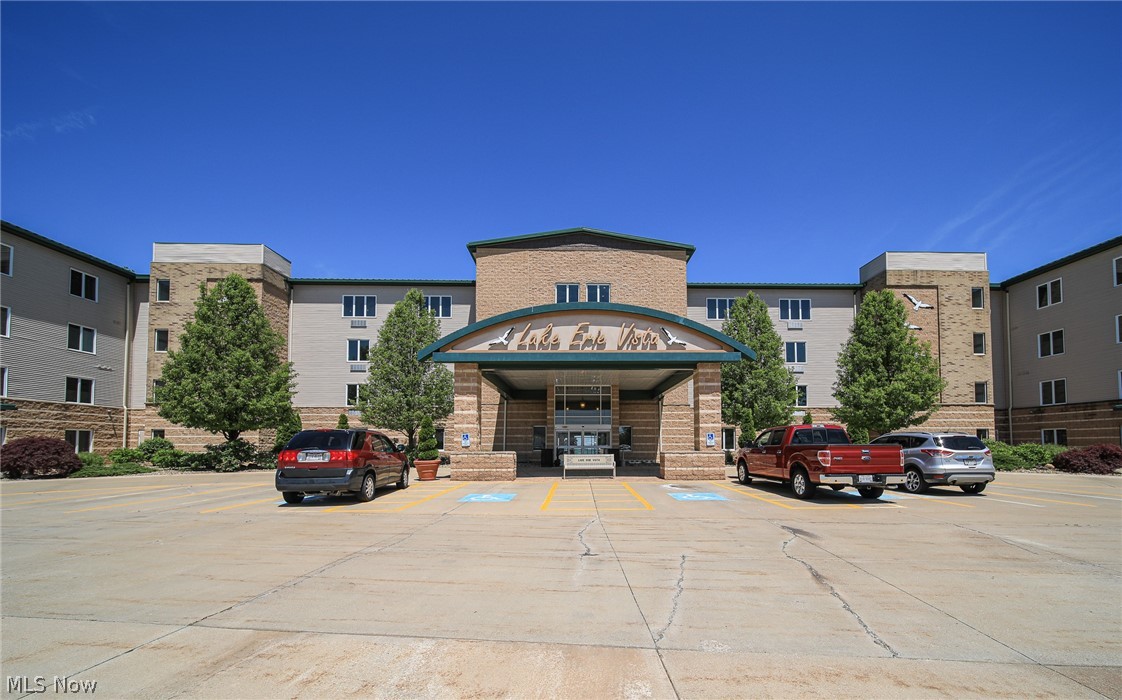 Lake Erie Vista Condo - Residential