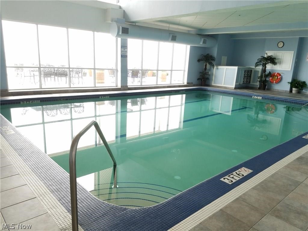 Lake Erie Vista Condo - Residential