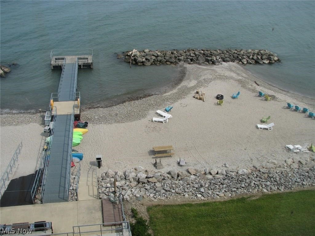 Lake Erie Vista Condo - Residential