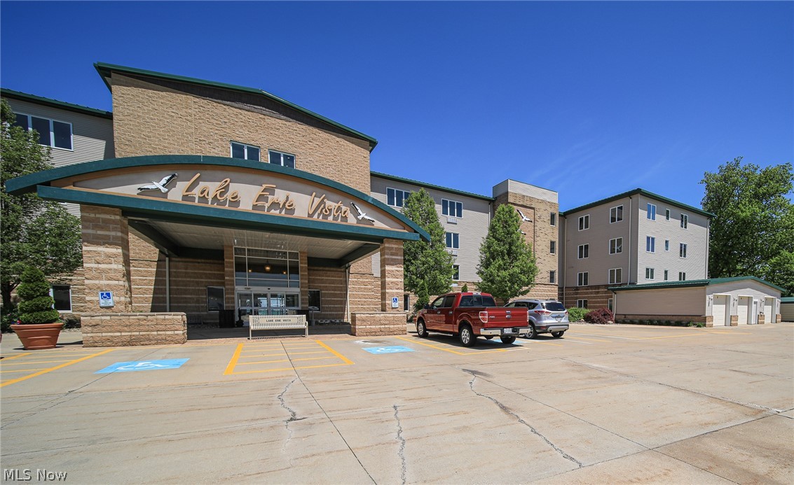 Lake Erie Vista Condo - Residential