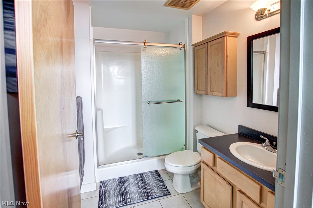 Carroll Ave Condo - Residential