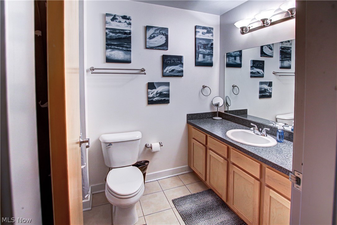 Carroll Ave Condo - Residential