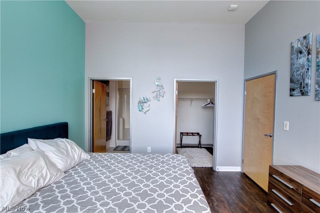 Carroll Ave Condo - Residential