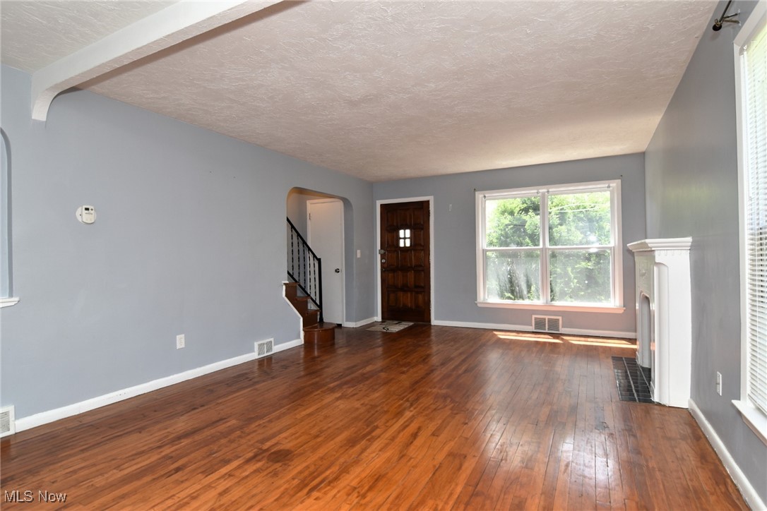 20503 Mountville Drive, Maple Heights, Ohio image 6